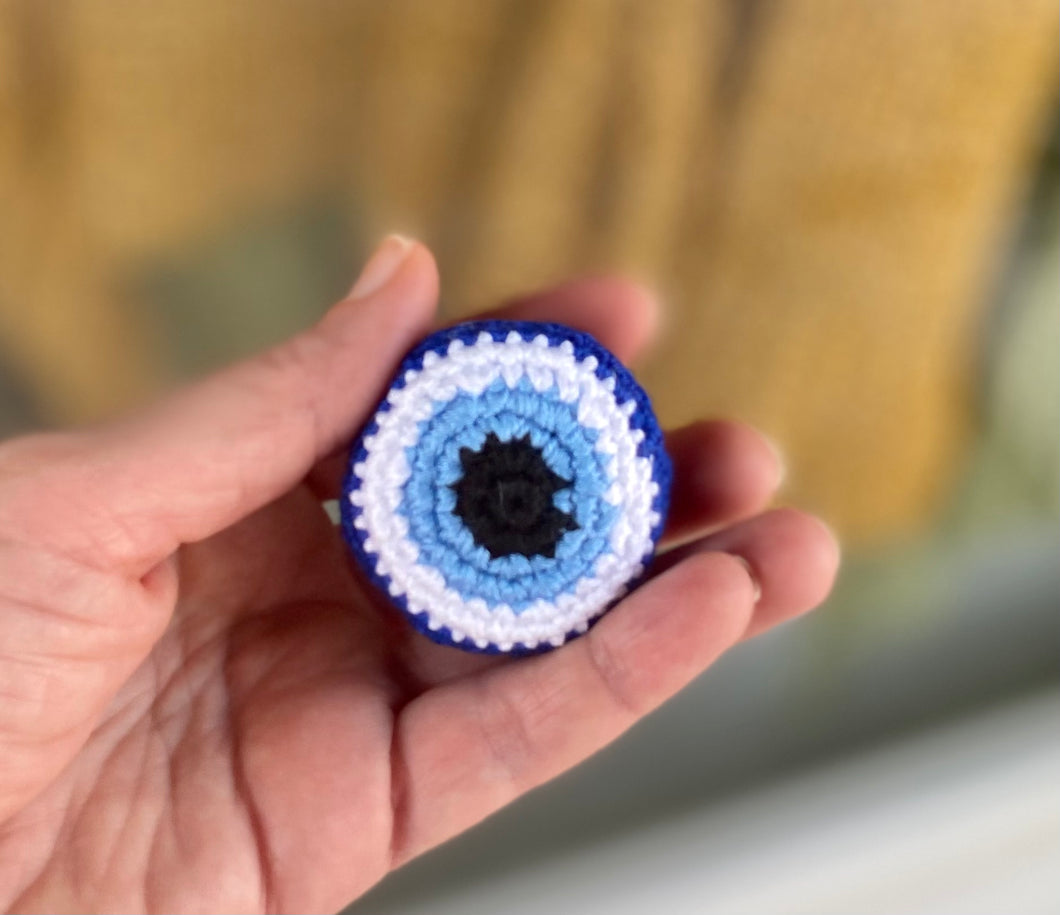 Mavi Amigurumi Göz Yaka İğnesi